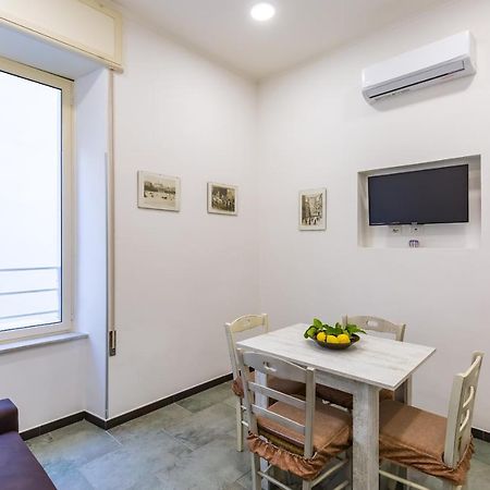 Gelso Complex Studios And Flat By Napoliapartments Exterior foto