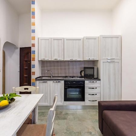 Gelso Complex Studios And Flat By Napoliapartments Exterior foto