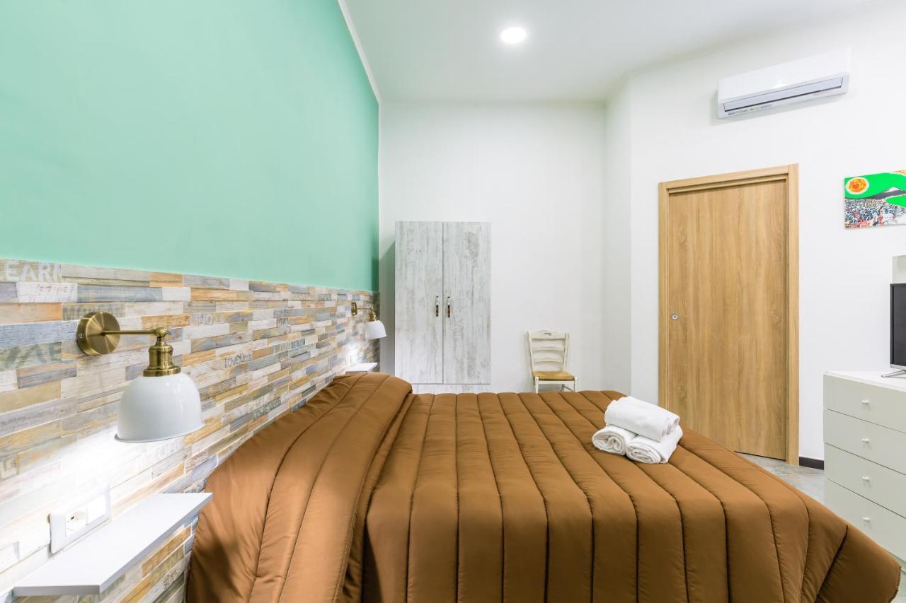 Gelso Complex Studios And Flat By Napoliapartments Exterior foto
